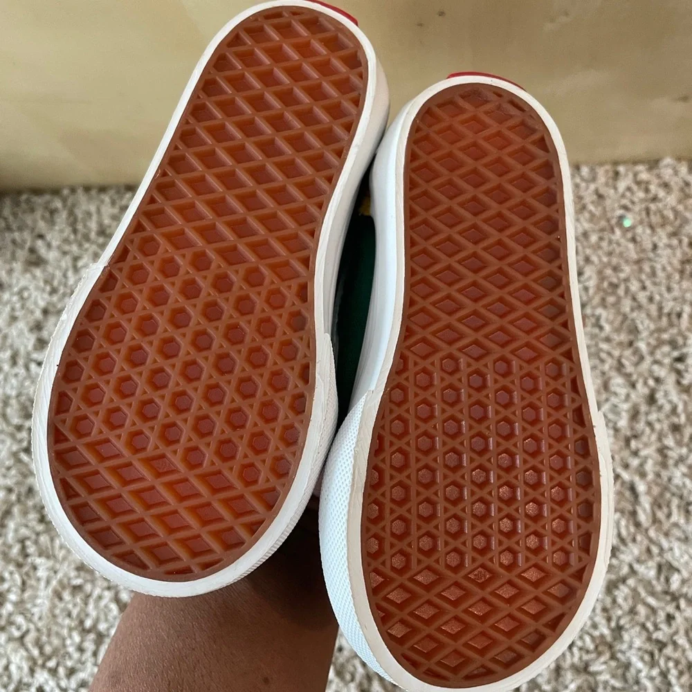 Kids Navy and Green Lace-Up Casual Sneakers